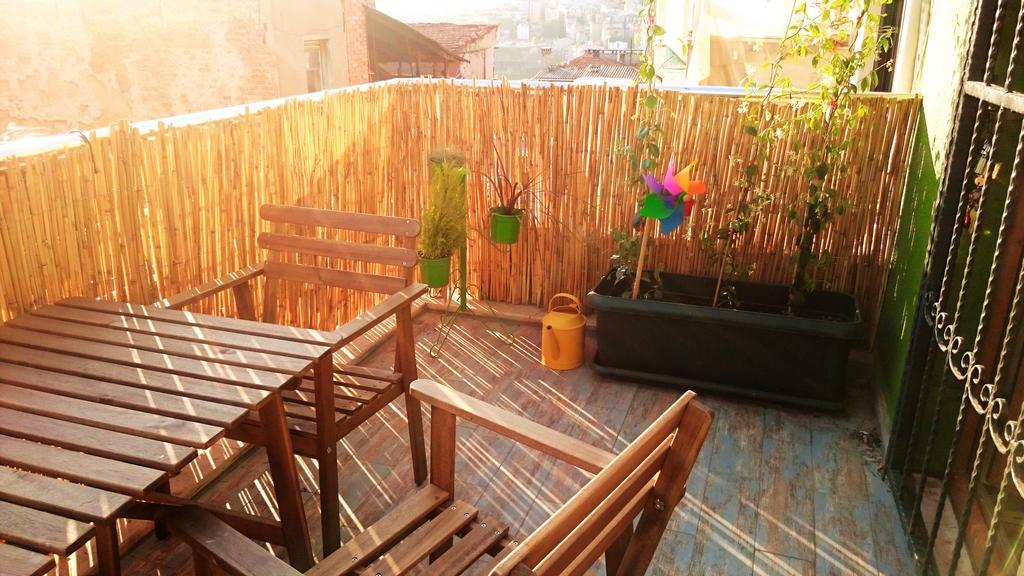 Kunterbunt Istanbul Apartamento Exterior foto